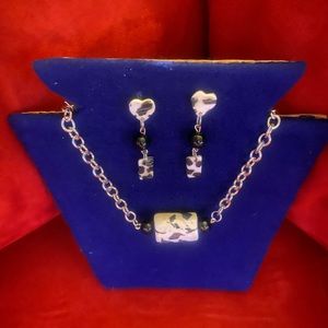 Earrings and necklace set